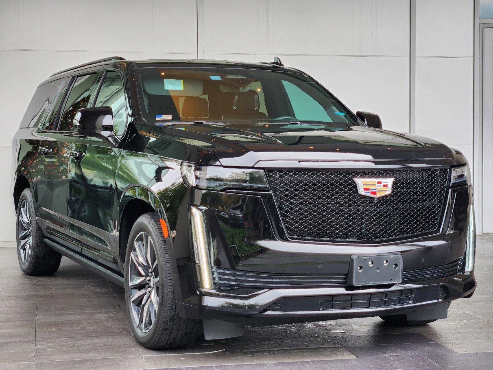 2024 Cadillac Escalade ESV Vehicle Photo in HOUSTON, TX 77079-1502