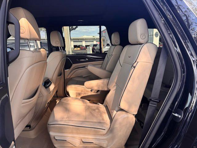 2023 Cadillac Escalade Vehicle Photo in DELRAY BEACH, FL 33483-3294