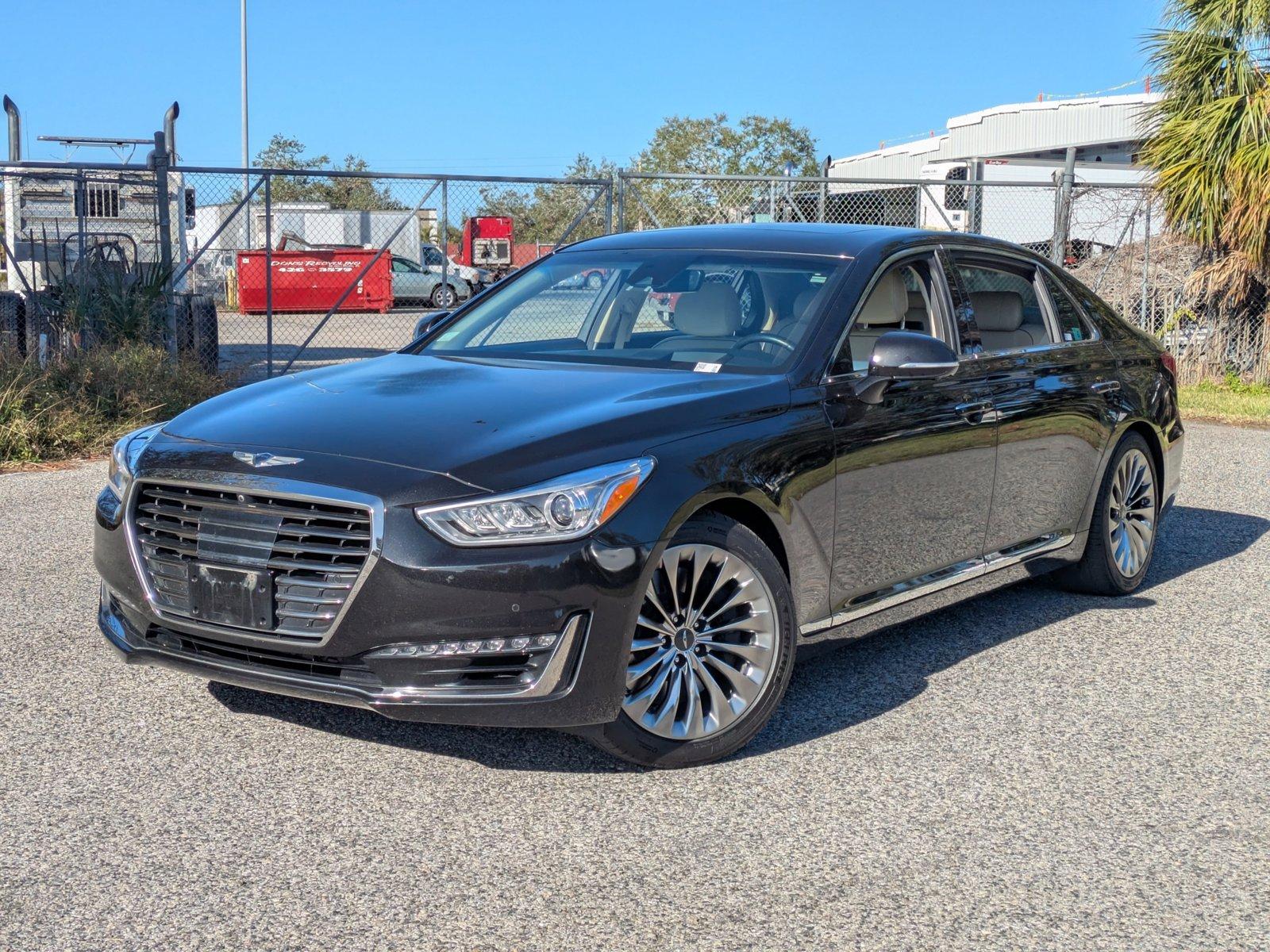 2018 Genesis G90 Vehicle Photo in Sarasota, FL 34231