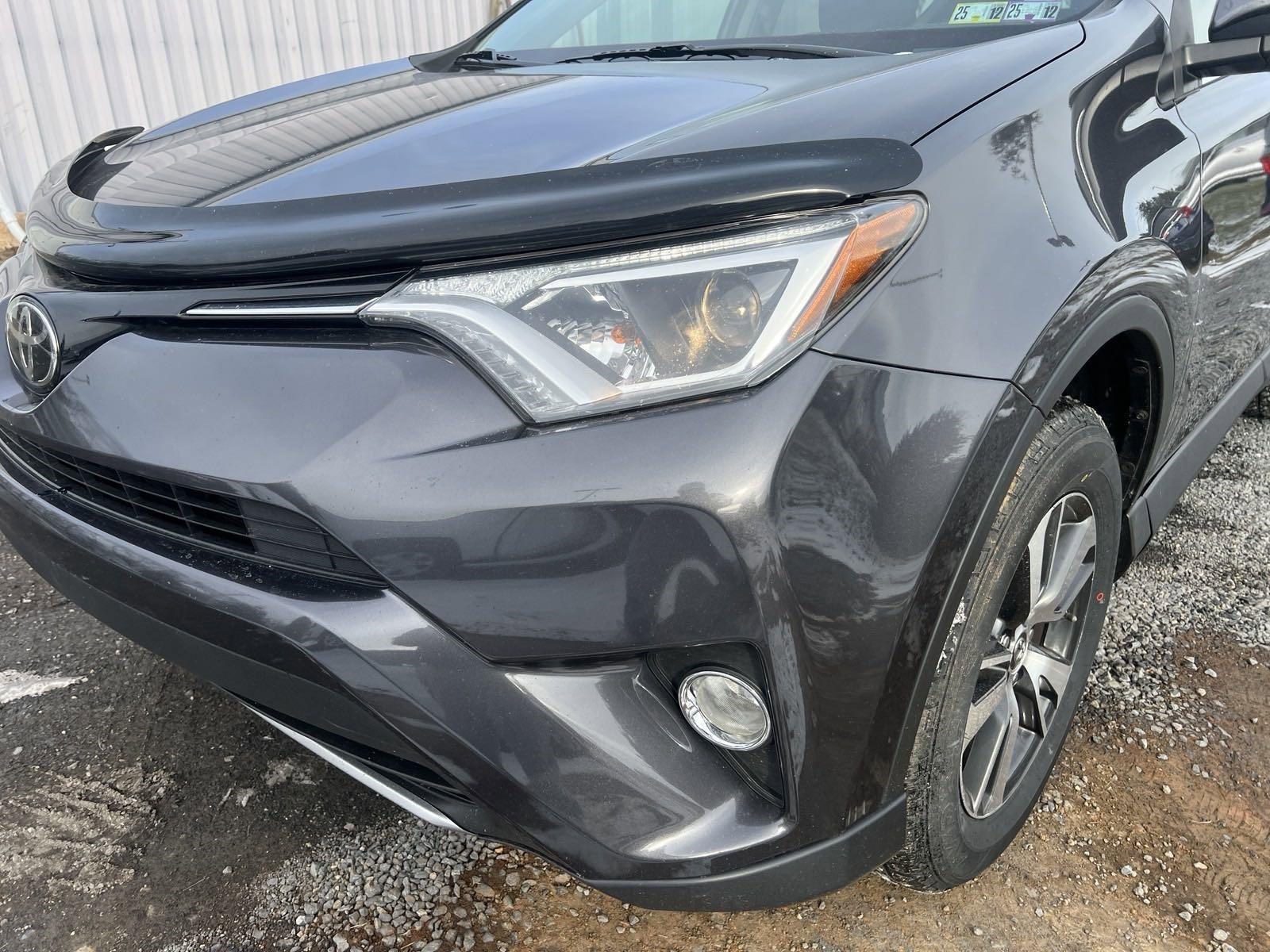 2017 Toyota RAV4 Vehicle Photo in Mechanicsburg, PA 17050-1707
