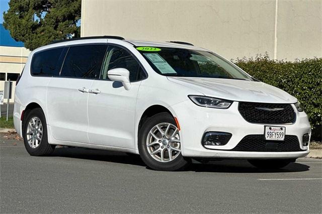 Used 2022 Chrysler Pacifica Touring L with VIN 2C4RC1BG8NR162762 for sale in Concord, CA