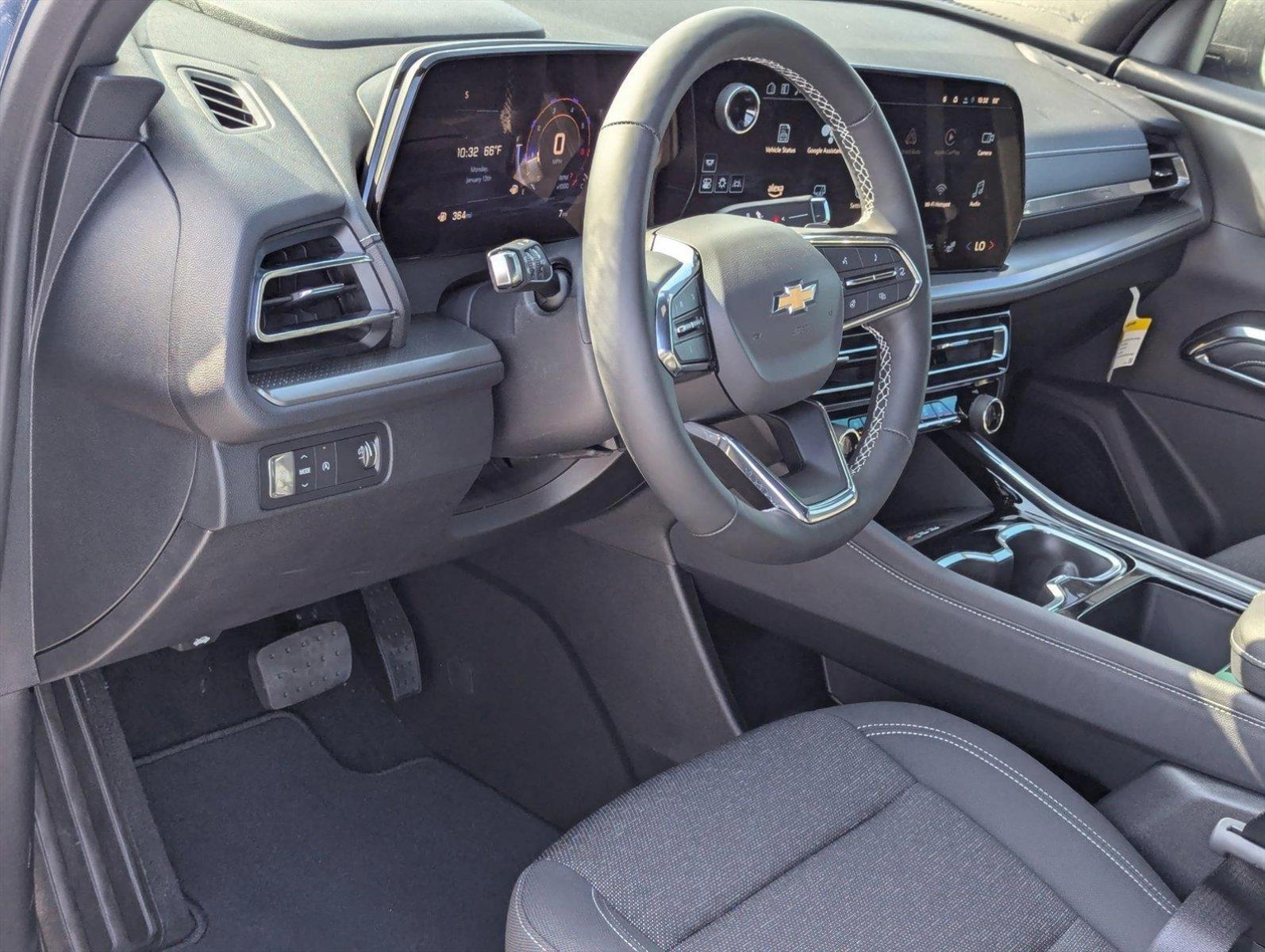 2025 Chevrolet Traverse Vehicle Photo in PEMBROKE PINES, FL 33024-6534