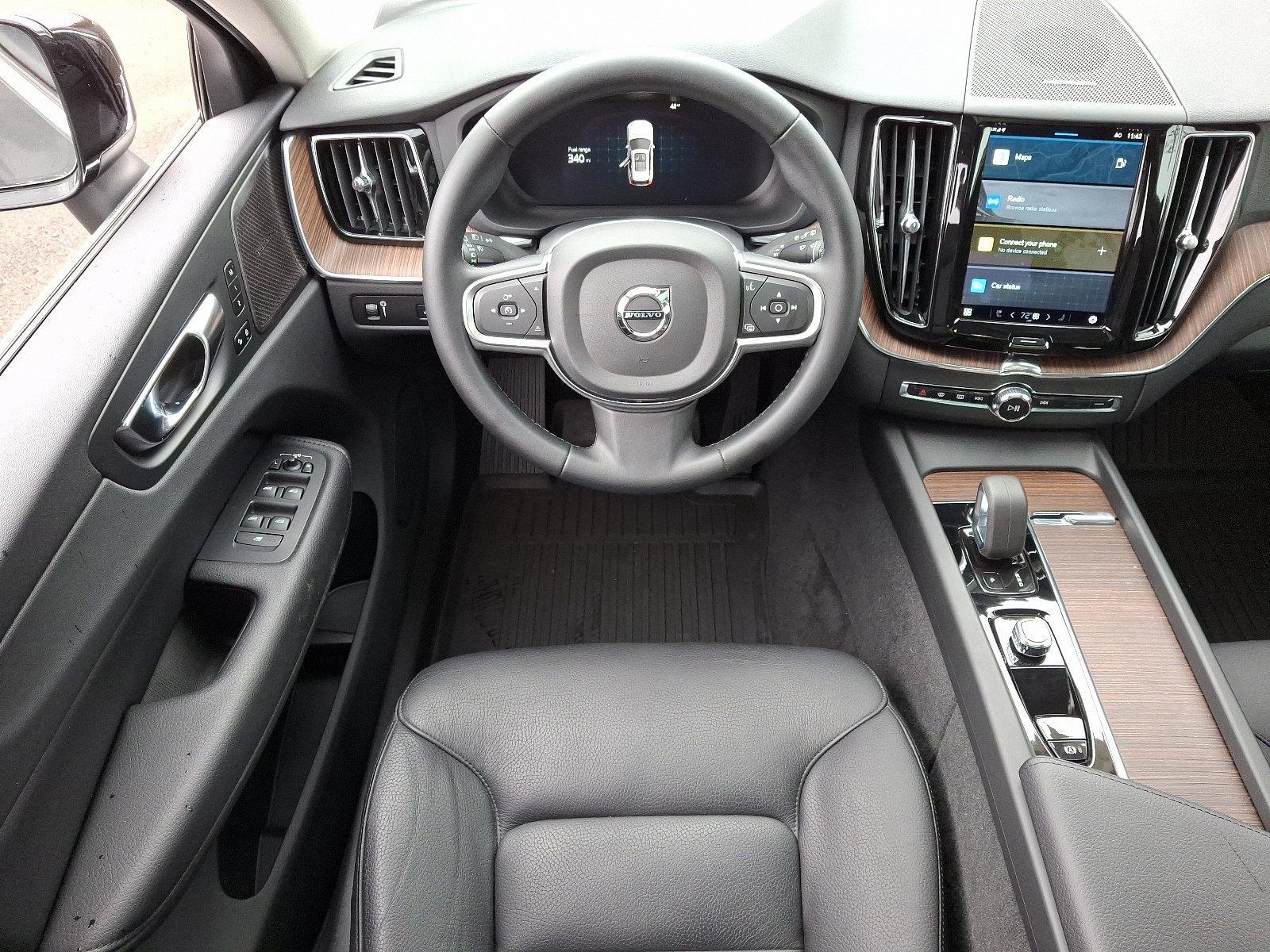 2022 Volvo XC60 Vehicle Photo in Trevose, PA 19053