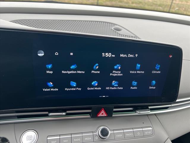 2024 Hyundai ELANTRA Vehicle Photo in Shiloh, IL 62269