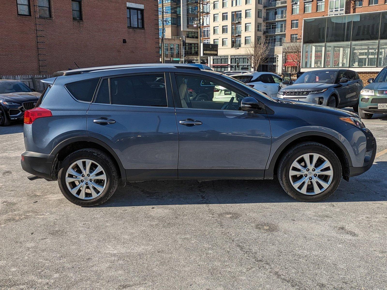 2013 Toyota RAV4 Vehicle Photo in Bethesda, MD 20852