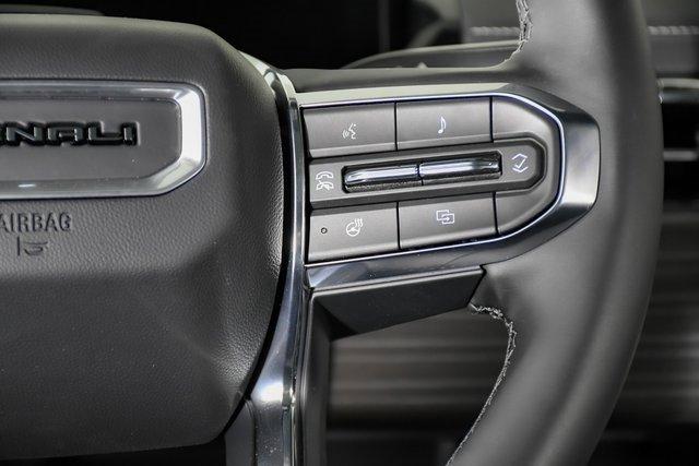 2025 GMC Sierra EV Vehicle Photo in PUYALLUP, WA 98371-4149