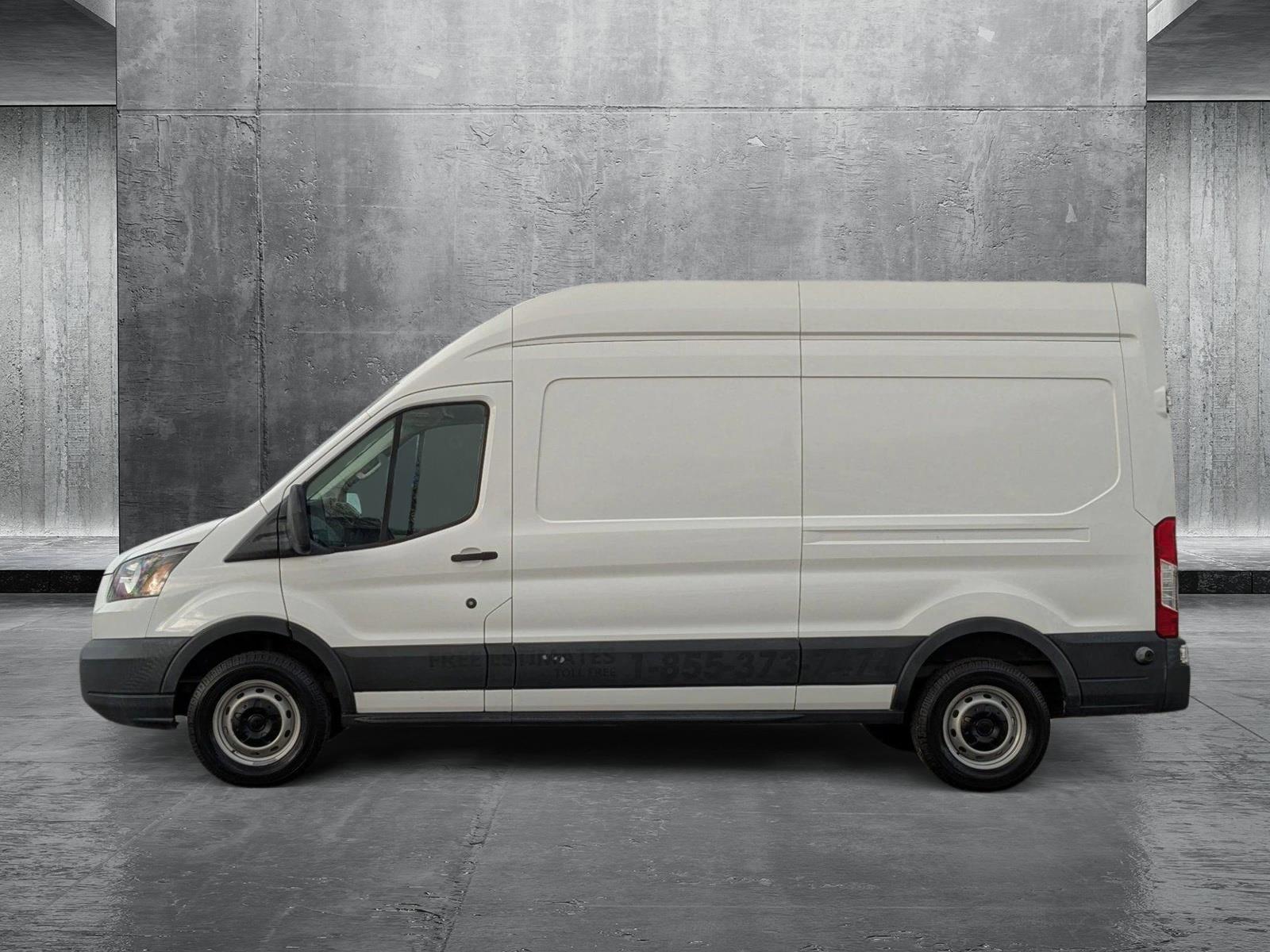 2018 Ford Transit Van Vehicle Photo in St. Petersburg, FL 33713