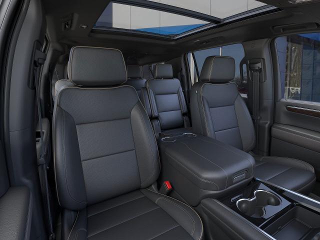 2025 Chevrolet Suburban Vehicle Photo in DANBURY, CT 06810-5034