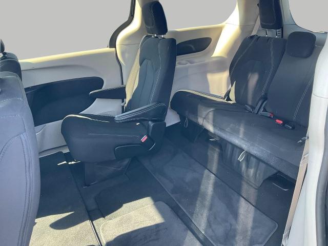 2023 Chrysler Voyager Vehicle Photo in Kaukauna, WI 54130
