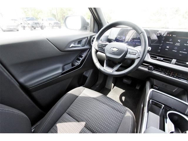 2025 Chevrolet Equinox Vehicle Photo in ROSENBERG, TX 77471-5675
