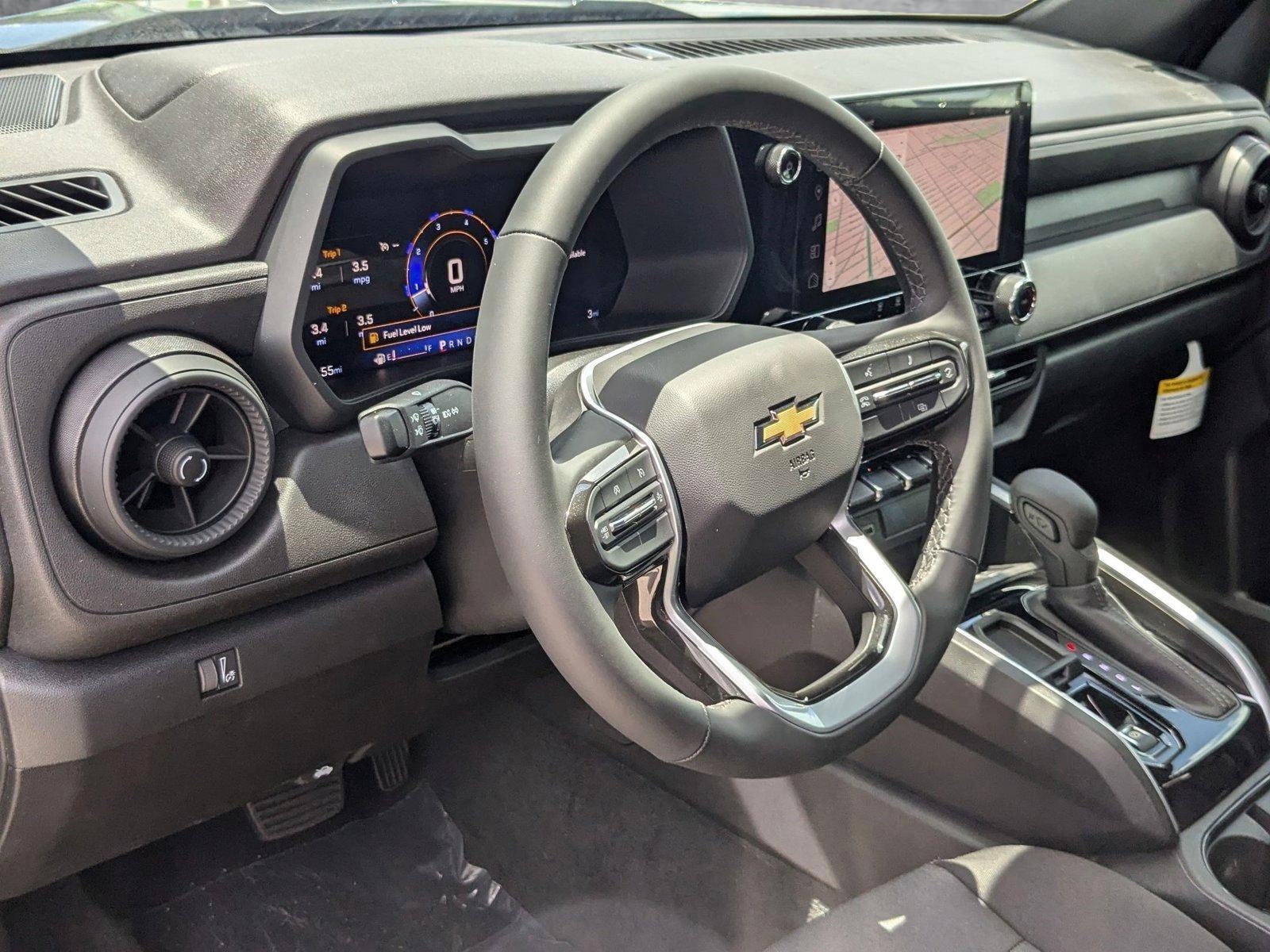 2025 Chevrolet Colorado Vehicle Photo in MIAMI, FL 33134-2699