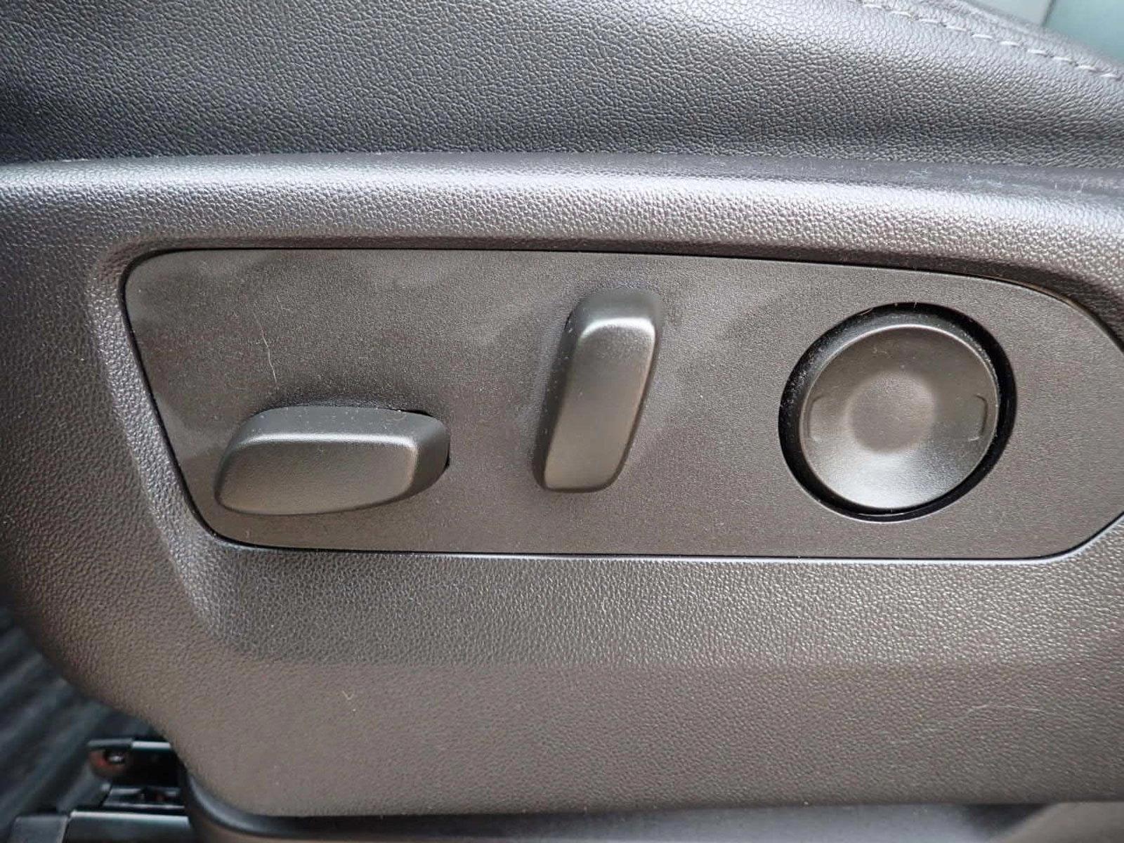 2023 Chevrolet Silverado 1500 Vehicle Photo in DENVER, CO 80221-3610