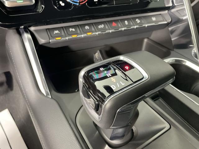 2024 GMC Sierra 1500 Vehicle Photo in GILBERT, AZ 85297-0402
