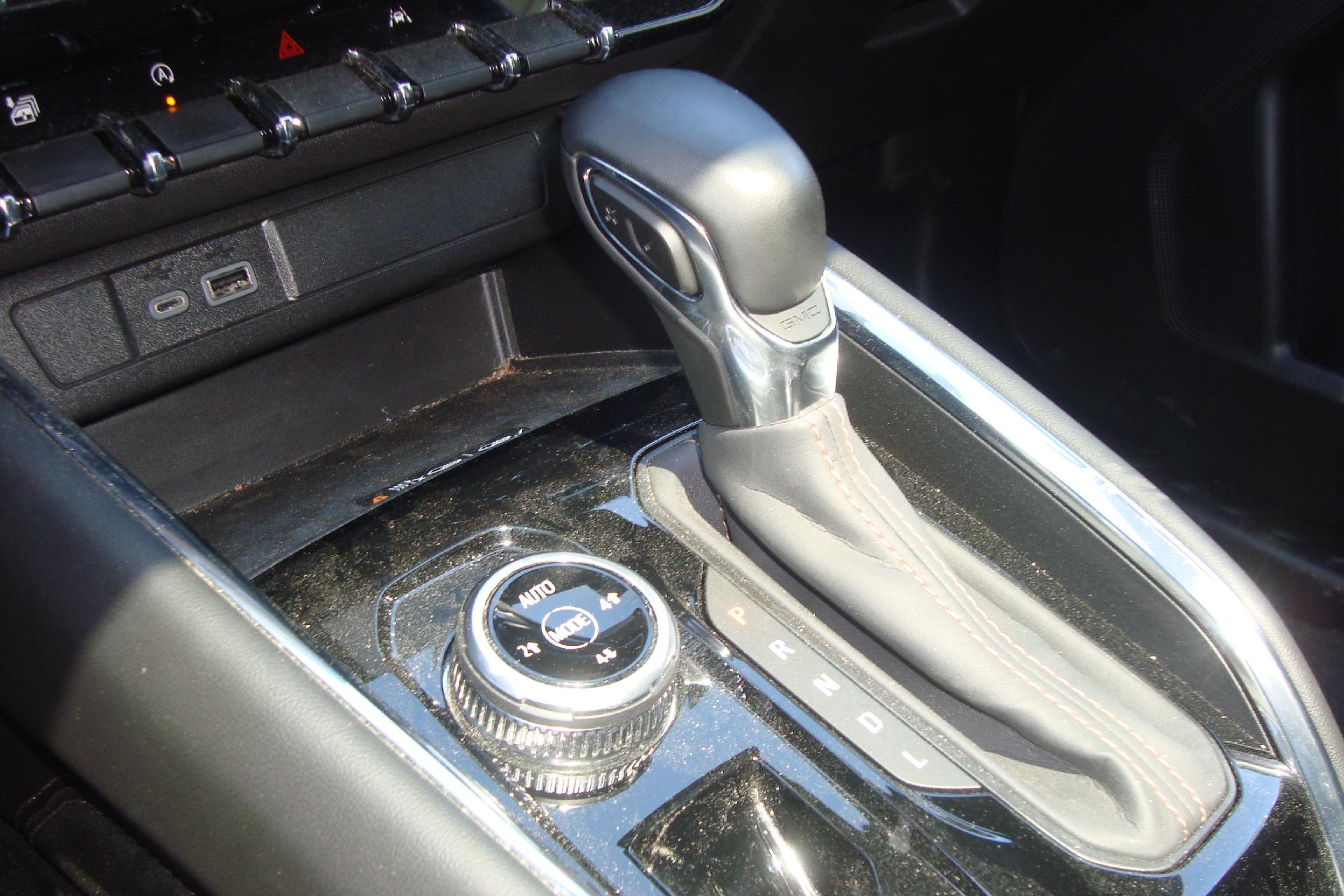 2024 GMC Canyon Vehicle Photo in PORTSMOUTH, NH 03801-4196