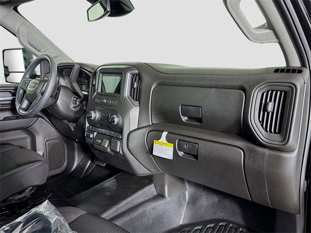 2025 GMC Sierra 2500 HD Vehicle Photo in PUYALLUP, WA 98371-4149