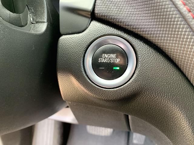 2022 Chevrolet Equinox Vehicle Photo in MOON TOWNSHIP, PA 15108-2571