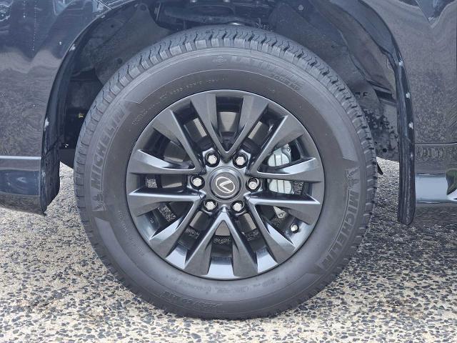 2023 Lexus GX 460 Vehicle Photo in FORT WORTH, TX 76132