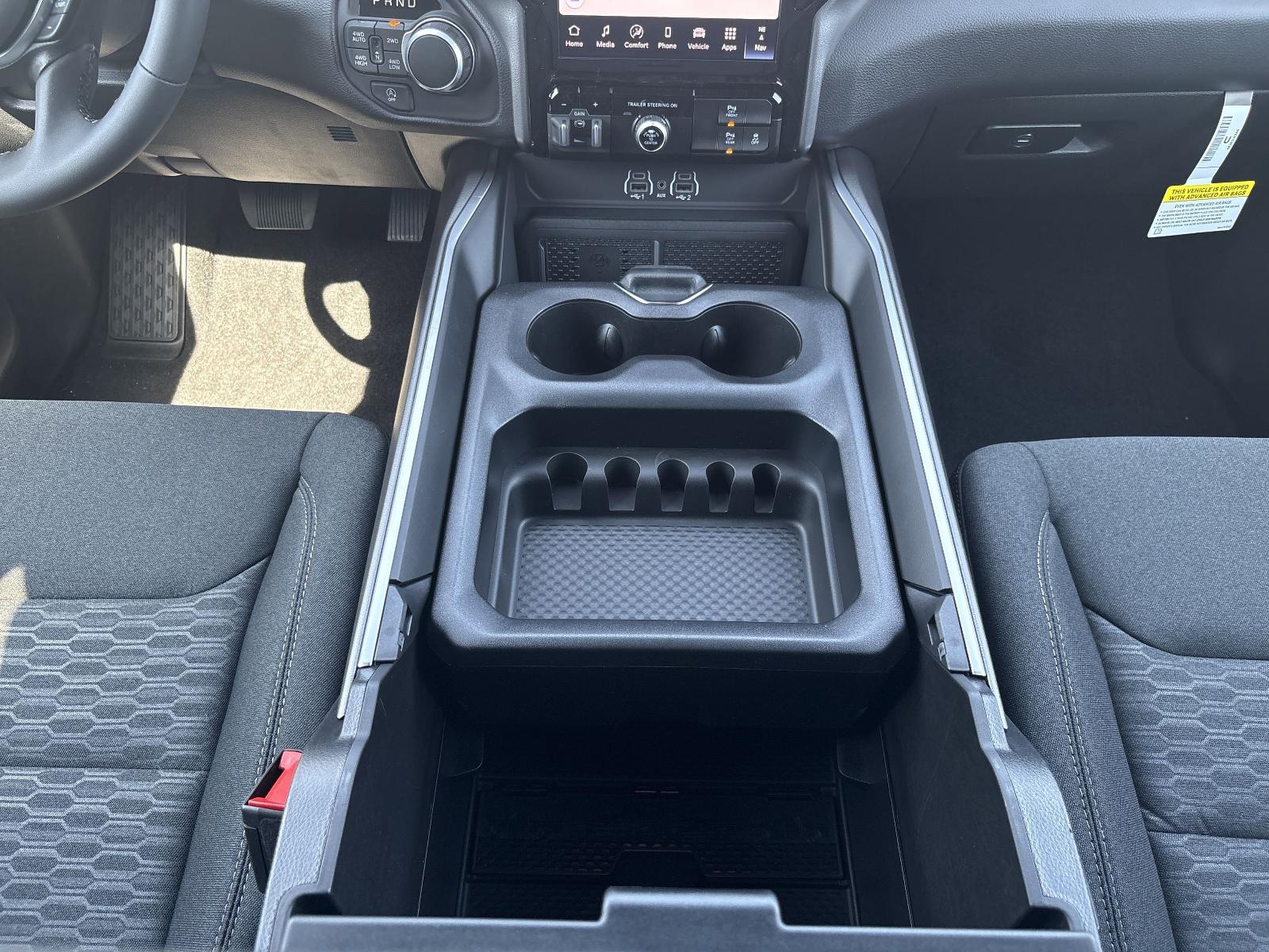 2025 Ram 1500 Vehicle Photo in Mechanicsburg, PA 17050-1707