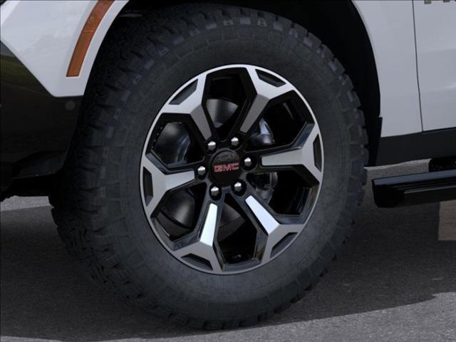 2025 GMC Yukon Vehicle Photo in HENDERSON, NC 27536-2966