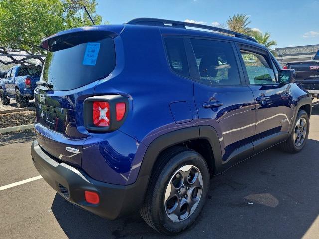 2016 Jeep Renegade Vehicle Photo in Cedar Rapids, IA 52402