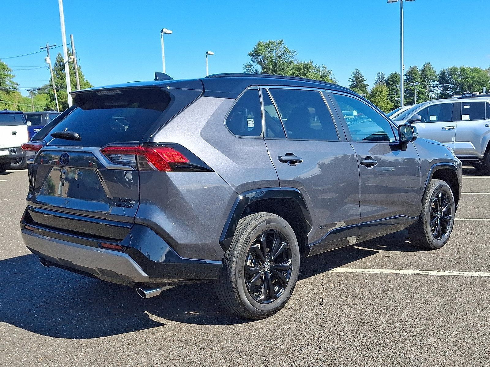 2022 Toyota RAV4 Vehicle Photo in Trevose, PA 19053