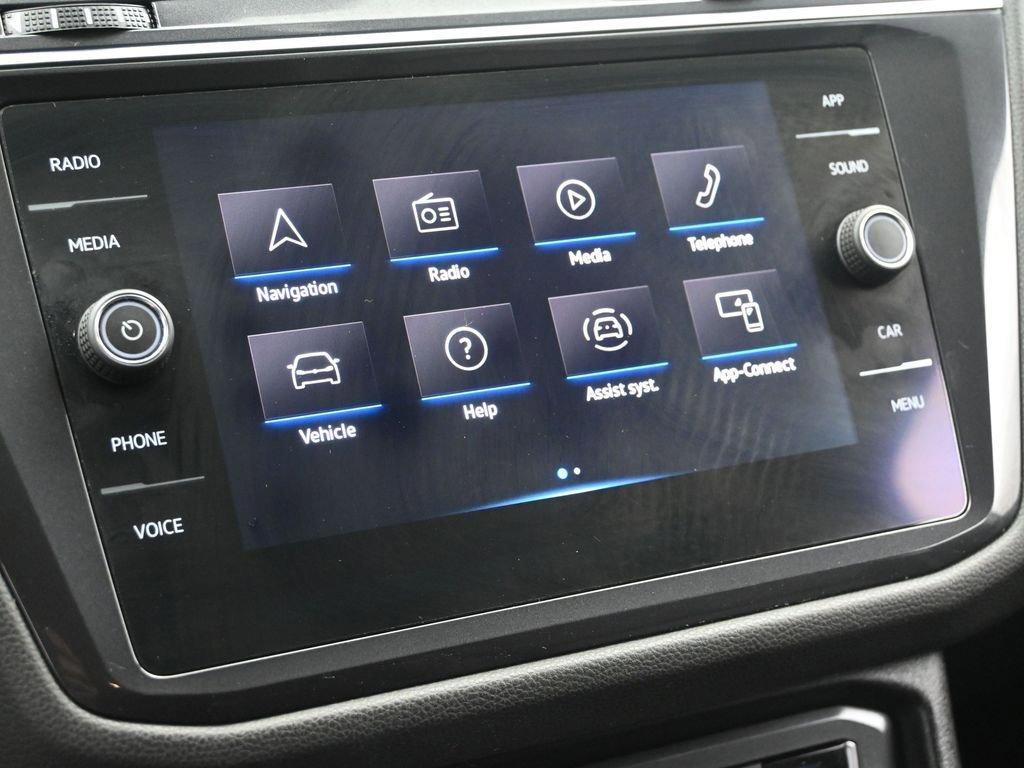 2021 Volkswagen Tiguan Vehicle Photo in Marion, IA 52302