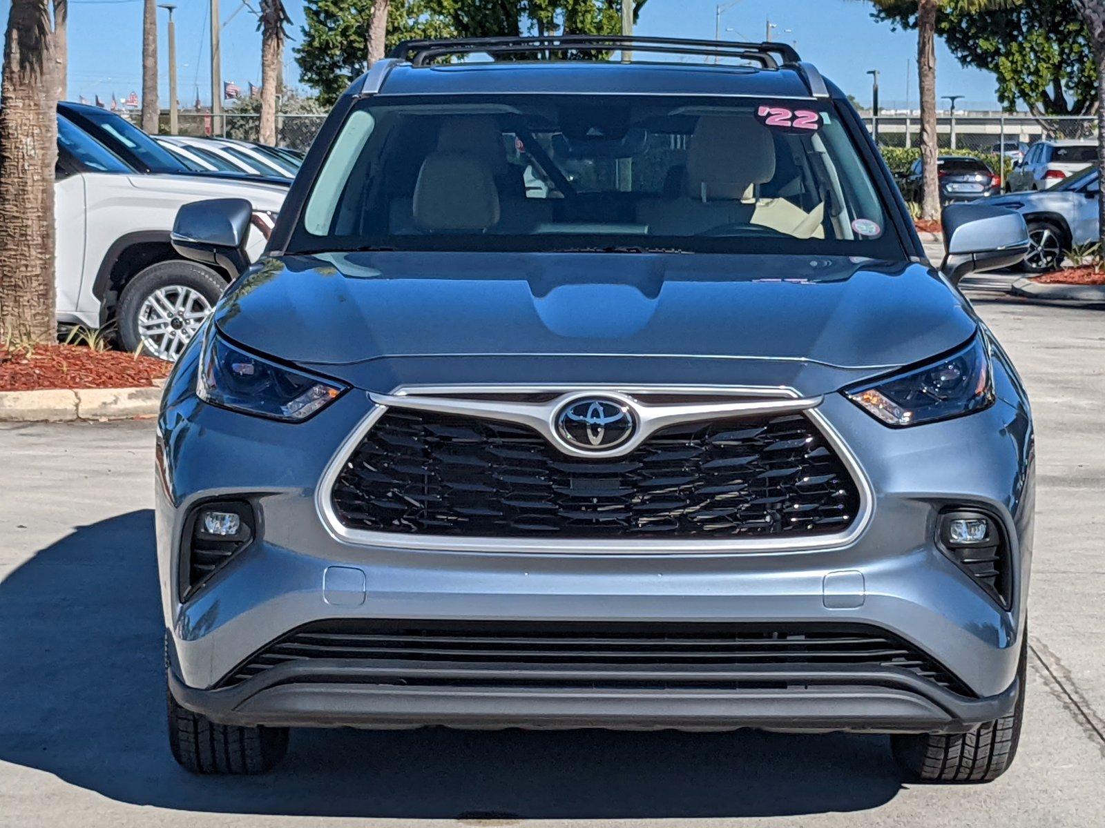 2022 Toyota Highlander Vehicle Photo in Davie, FL 33331