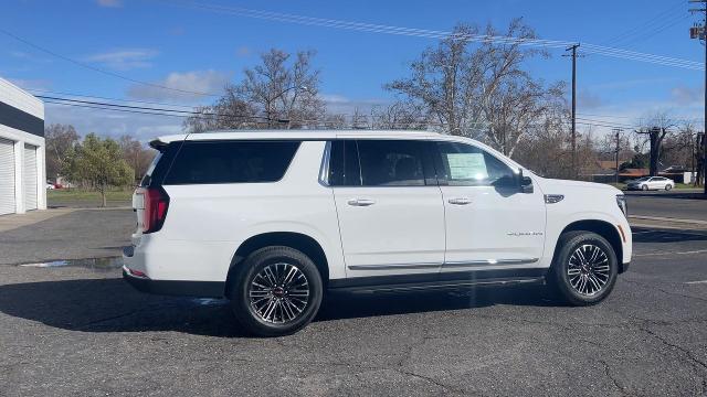 2025 GMC Yukon XL Vehicle Photo in TURLOCK, CA 95380-4918