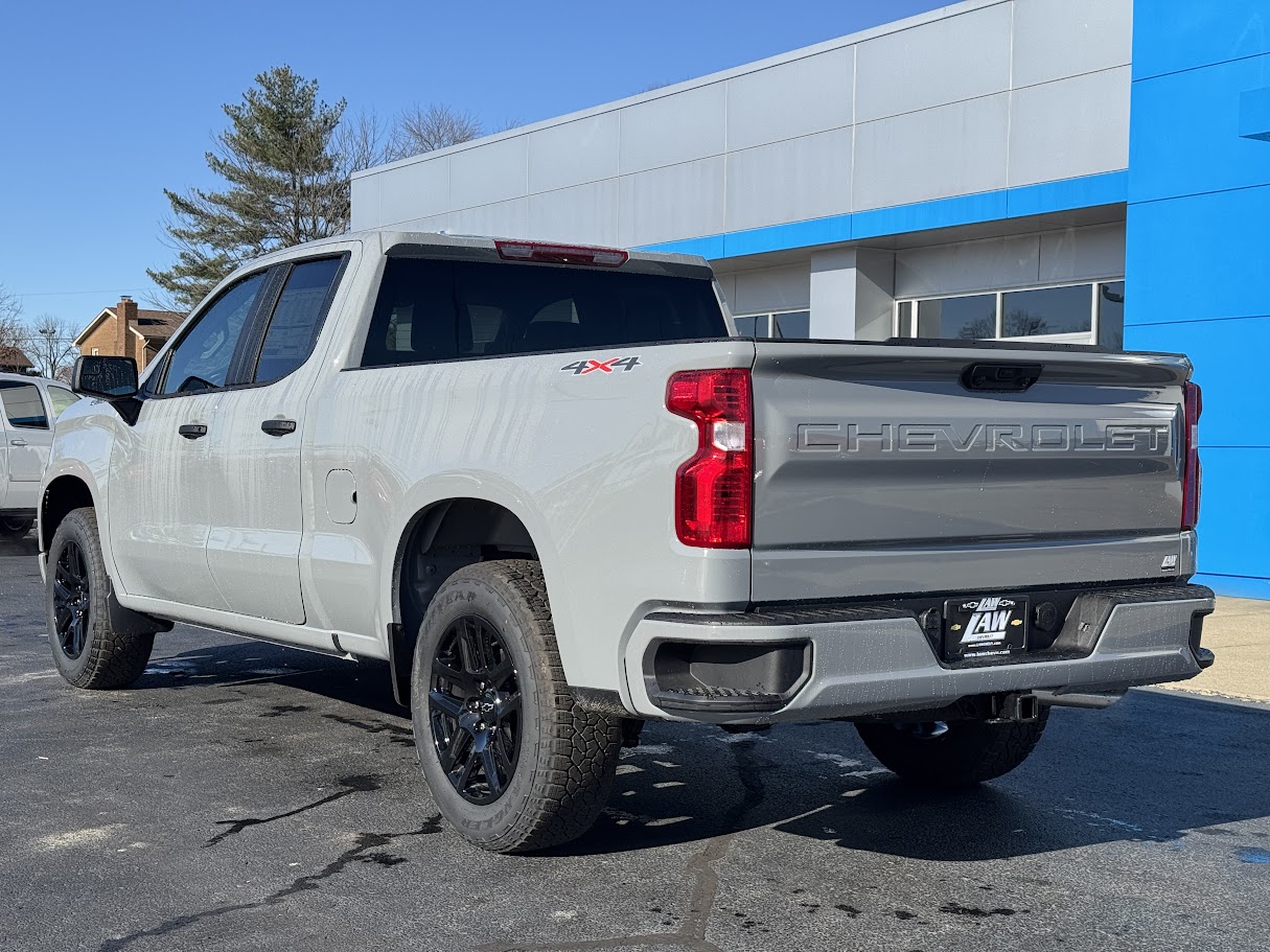 2025 Chevrolet Silverado 1500 Vehicle Photo in BOONVILLE, IN 47601-9633