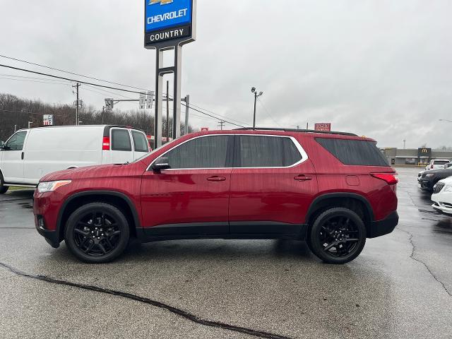 Used 2020 Chevrolet Traverse 1LT with VIN 1GNEVGKW8LJ318875 for sale in North Vernon, IN