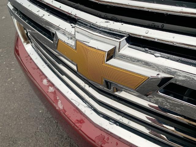 2019 Chevrolet Tahoe Vehicle Photo in MOON TOWNSHIP, PA 15108-2571