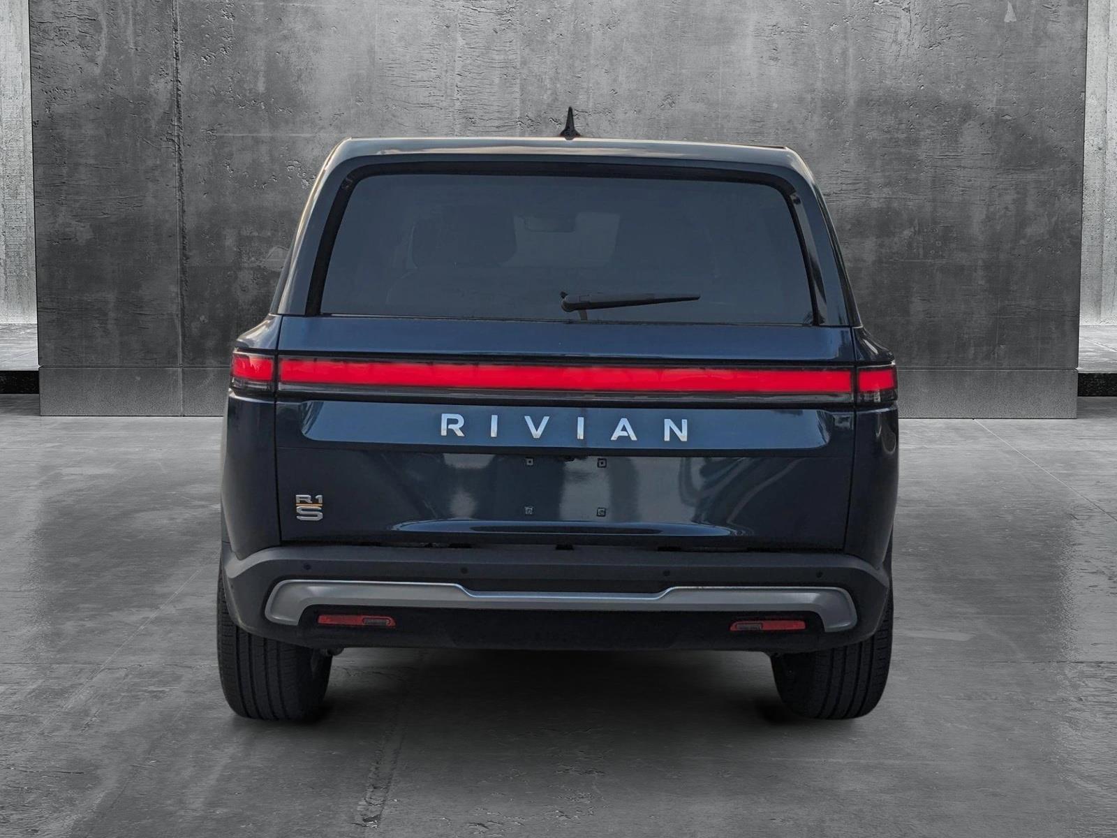 2023 Rivian R1S Vehicle Photo in WEST PALM BEACH, FL 33407-3296