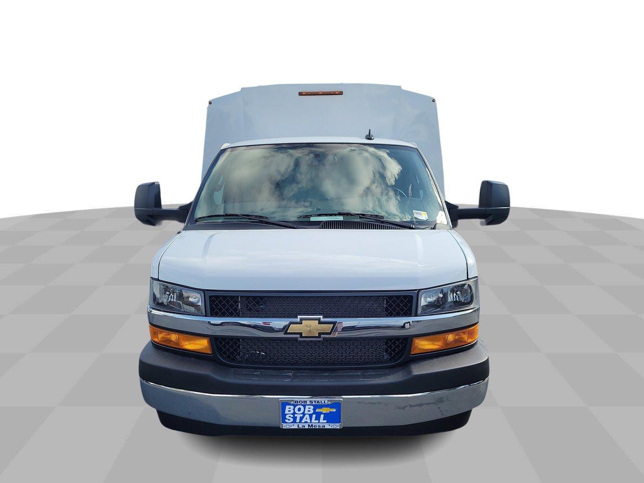 2025 Chevrolet Express Commercial Cutaway Vehicle Photo in LA MESA, CA 91942-8211