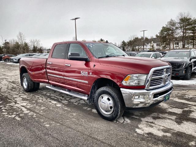 2015 Ram 3500 Vehicle Photo in WILLIAMSVILLE, NY 14221-2883