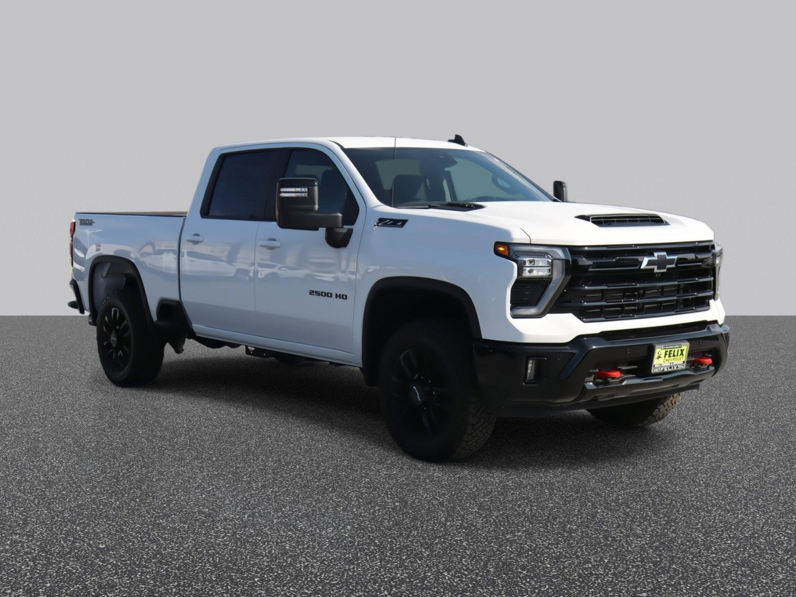 2025 Chevrolet Silverado 2500 HD Vehicle Photo in LOS ANGELES, CA 90007-3794