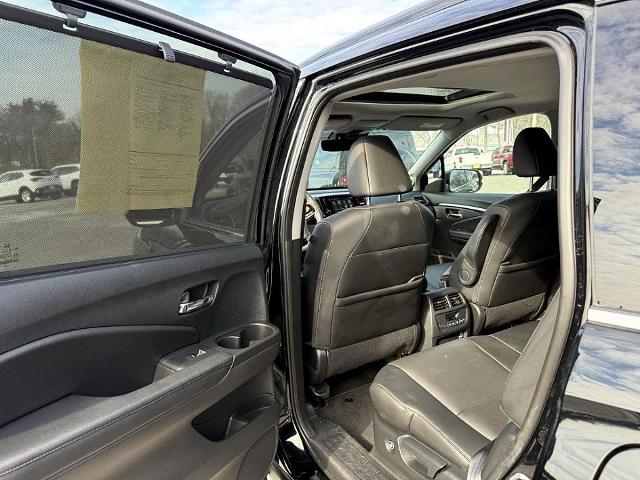 2022 Honda Pilot Vehicle Photo in CHICOPEE, MA 01020-5001