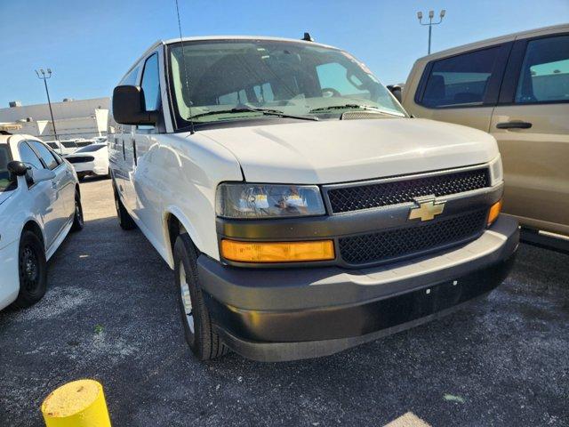 2022 Chevrolet Express Passenger 3500 Vehicle Photo in SUGAR LAND, TX 77478-0000