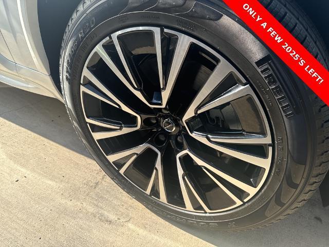 2025 Volvo XC90 Plug-In Hybrid Vehicle Photo in Grapevine, TX 76051
