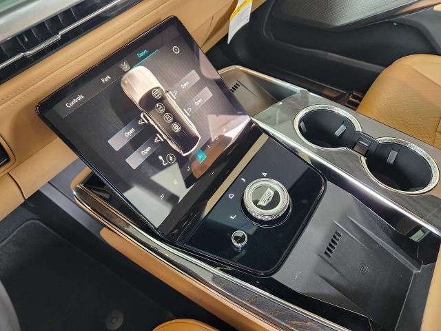 2025 Cadillac Escalade IQ Vehicle Photo in HOUSTON, TX 77079