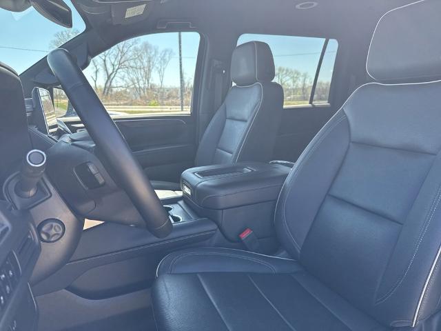 2023 Chevrolet Suburban Vehicle Photo in MANHATTAN, KS 66502-5036