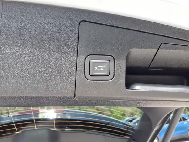 2025 Cadillac XT4 Vehicle Photo in Tampa, FL 33612