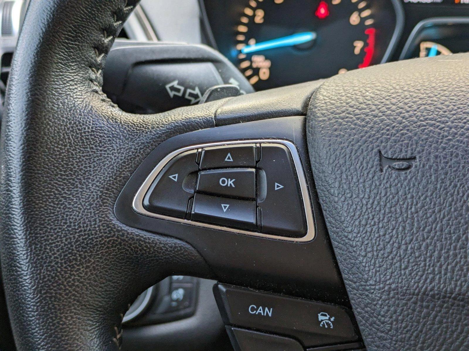 2017 Ford Escape Vehicle Photo in Bradenton, FL 34207