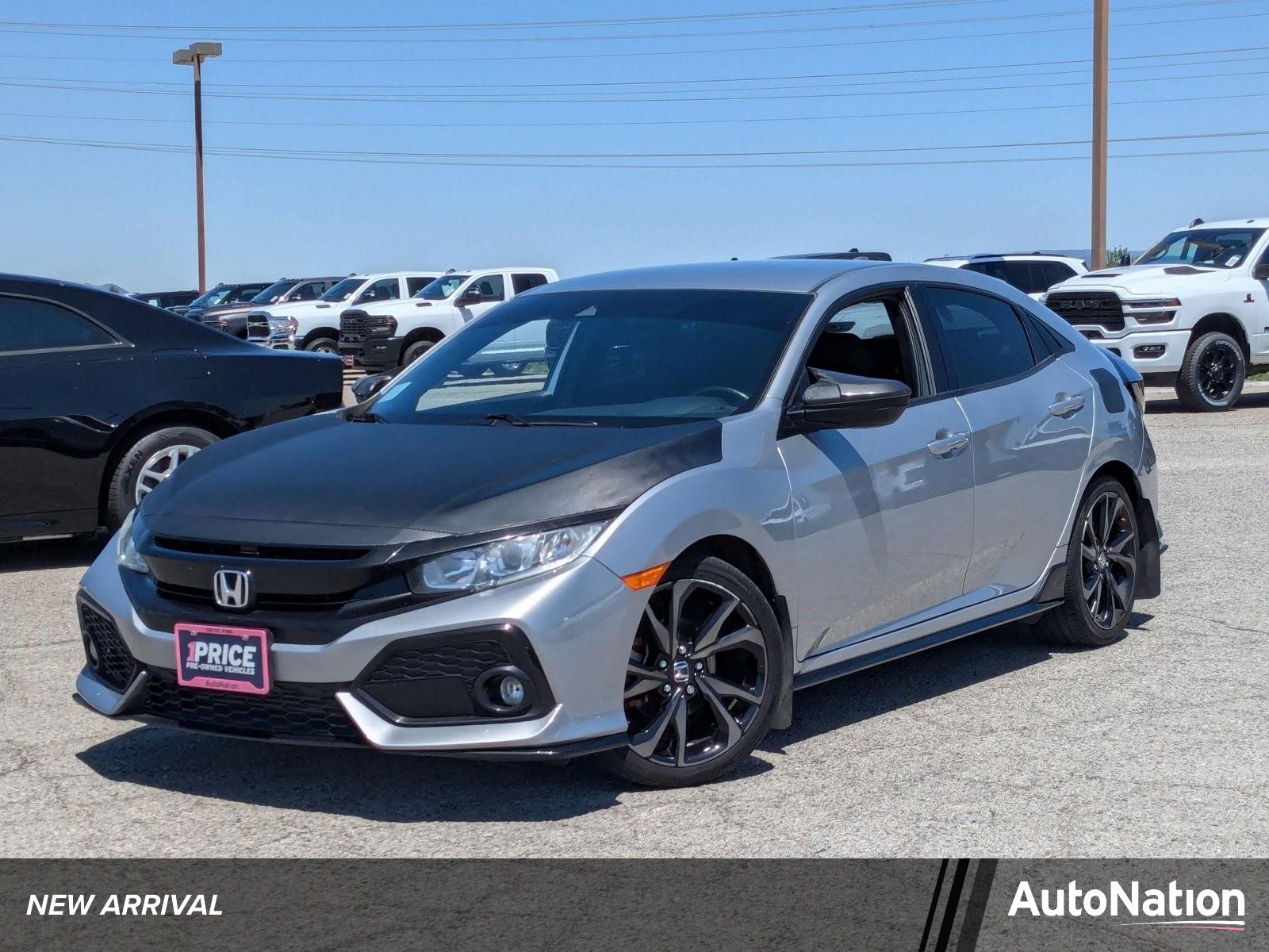 2019 Honda Civic Hatchback Vehicle Photo in Valencia, CA 91355