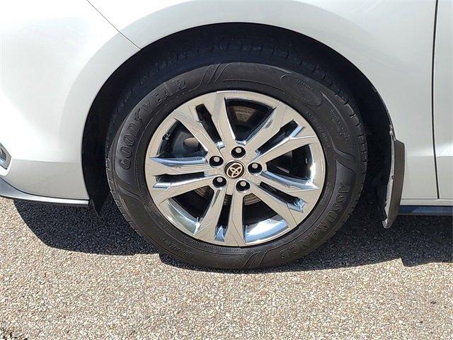 2022 Toyota Sienna Vehicle Photo in MILFORD, OH 45150-1684