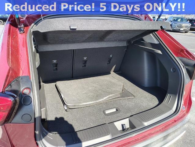 2025 Chevrolet Trax Vehicle Photo in GREEN BAY, WI 54304-5303