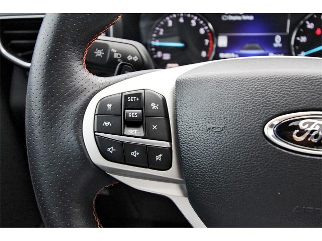2023 Ford Explorer Vehicle Photo in ROSENBERG, TX 77471-5675
