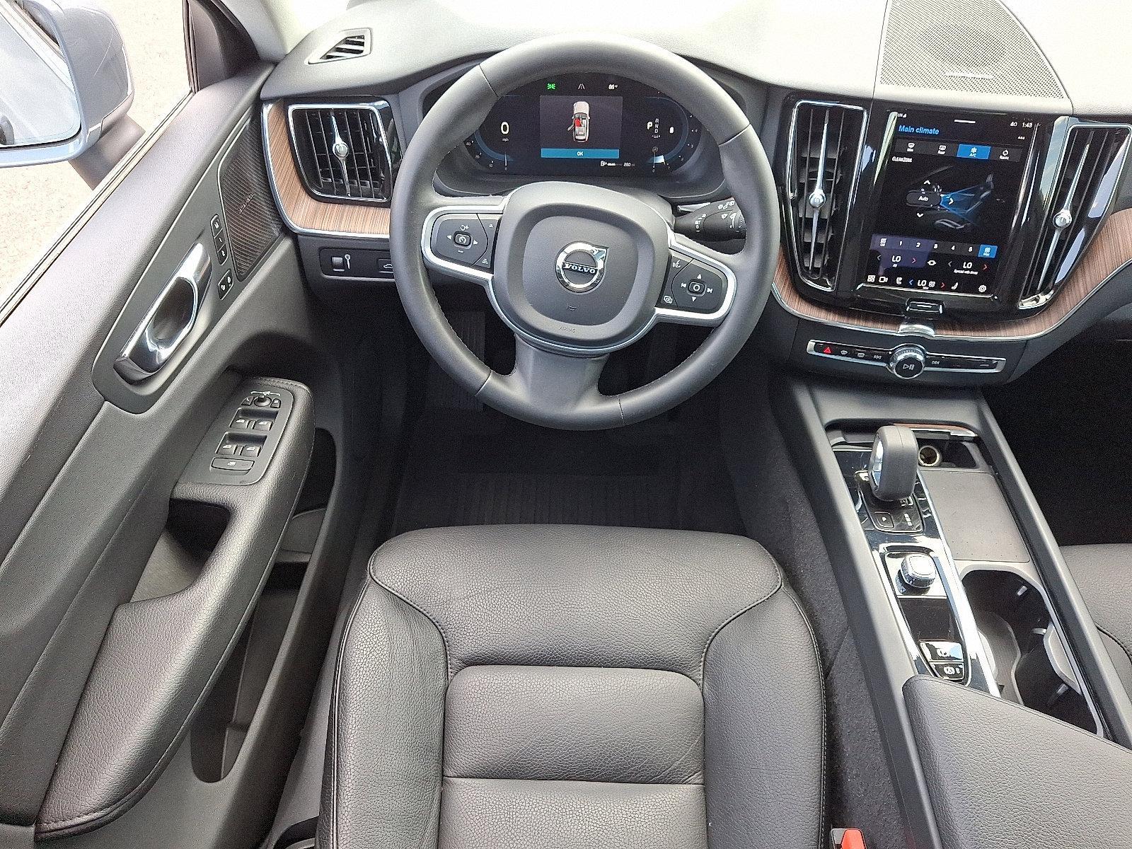 2022 Volvo XC60 Vehicle Photo in Trevose, PA 19053