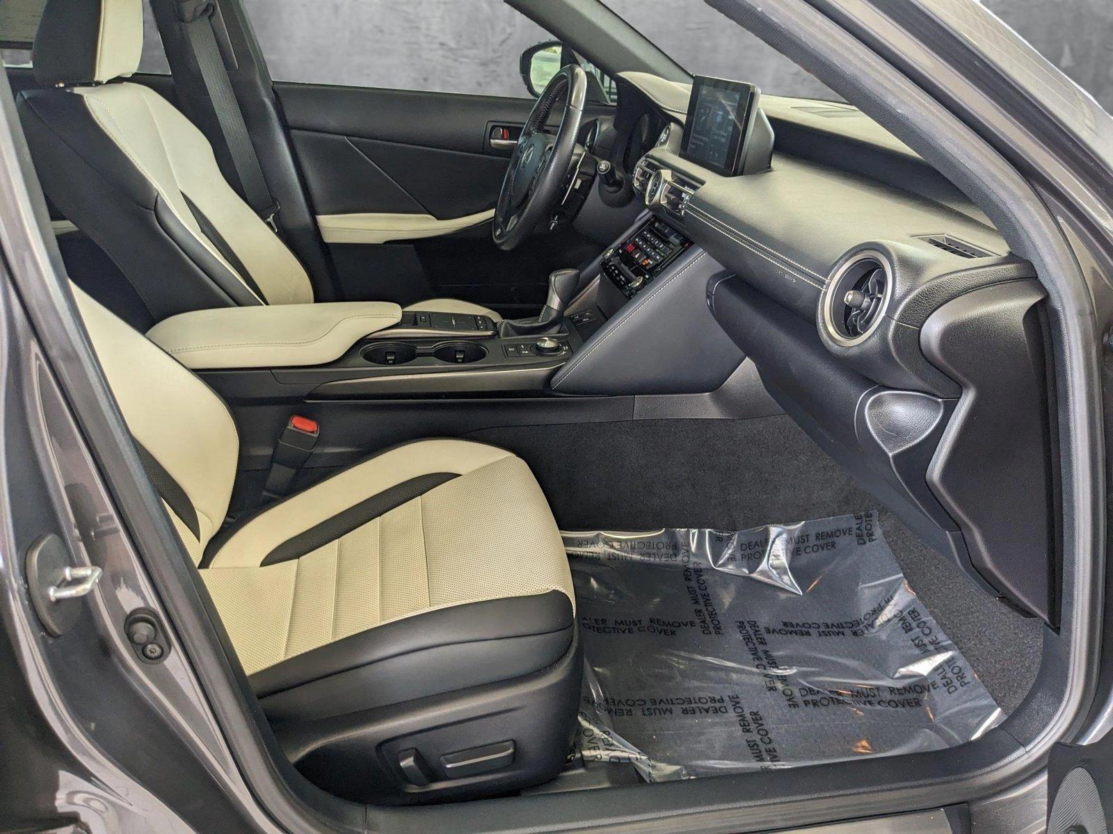 2022 Lexus IS 350 Vehicle Photo in Tampa, FL 33614