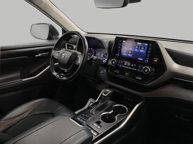 2020 Toyota Highlander Vehicle Photo in Appleton, WI 54913