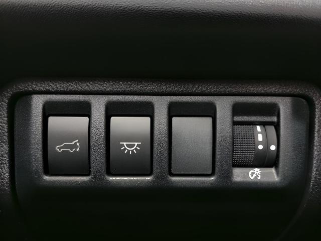 2025 Subaru Ascent Vehicle Photo in Green Bay, WI 54304